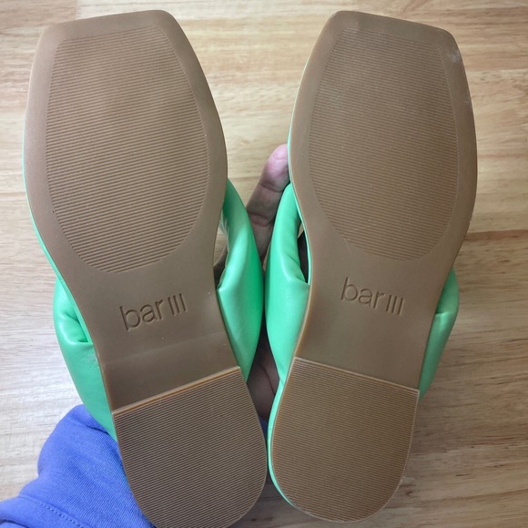 Bar III Womens Green Square Toe Thong Sandals Slip On Flat Flip Flops Size 6.5M - Picture 6 of 9